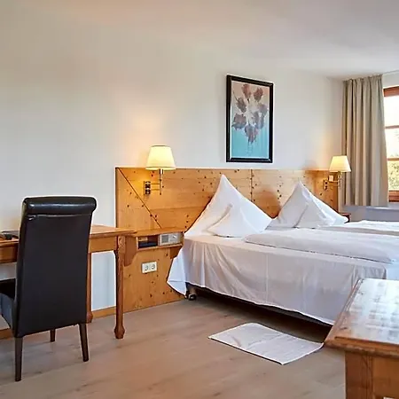 Restaurant Adler Hotel 4*