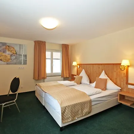 Restaurant Adler Hotel 4*